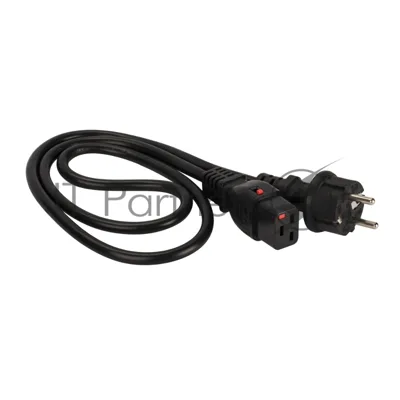 Шнур питания Lanmaster LAN-PP19L/SH-0.5-BK C19-Schuko проводник.:3x1.5мм2 0.5м 220В 16А черный