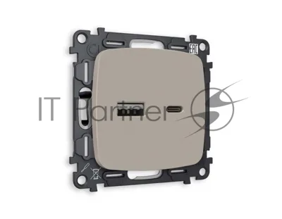 Комплект механизма розетки OMEGA Серо-бежевый матовый 2USB A+C 20W (быстрая зарядка) QUANT (OP3710, VM177) MO371010
